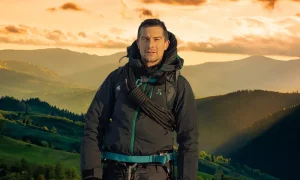 Bear Grylls: Net Worth, Height, Age, Girlfriend & Parents Bear Grylls Net Worth