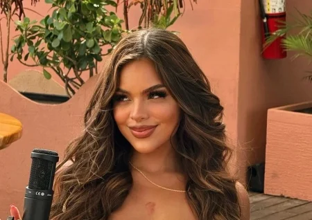 Gracie Bondfgtgrr65