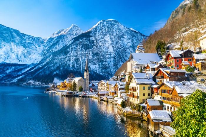 The Enchantment of European Cities Small