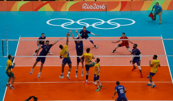 Rules About Kicking the Ball in Volleyball